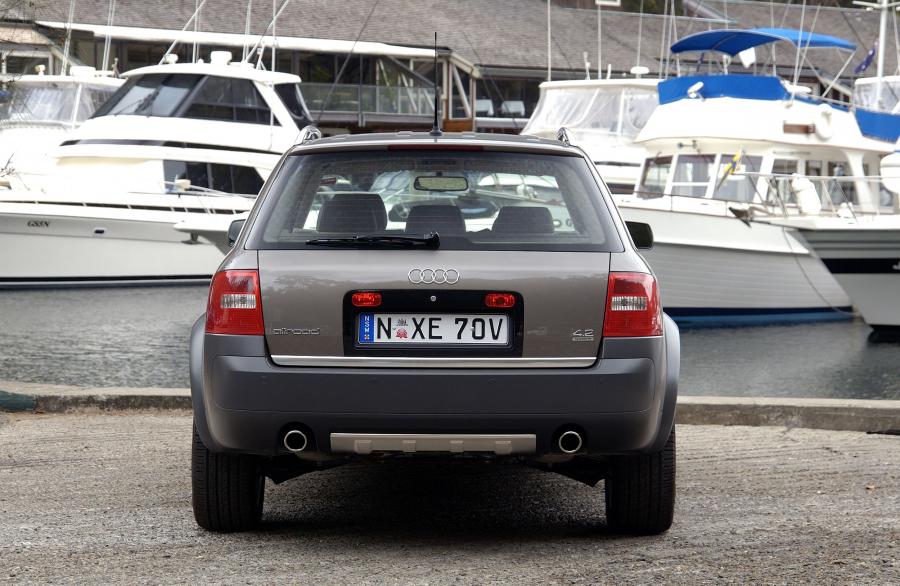  Audi Allroad 4.2 Quattro (4B, C5) 2004 года  (AU) (фото 10 из 10)